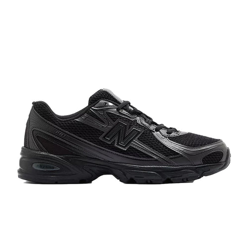 740 TRIPLE BLACK