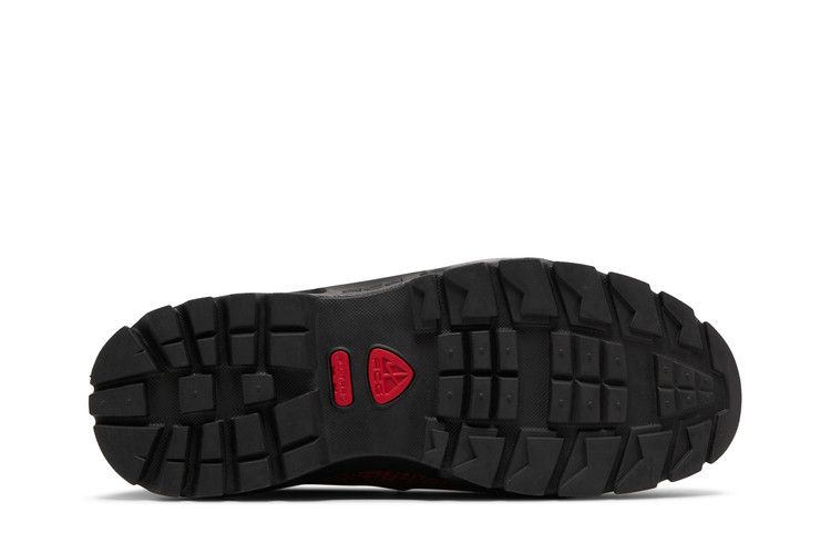 Air Max Goadome Supreme Fire Red