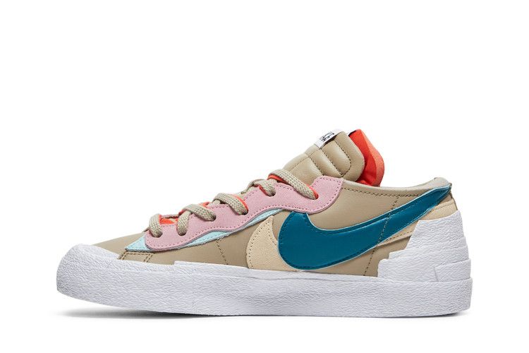 Blazer Low sacai KAWS Reed