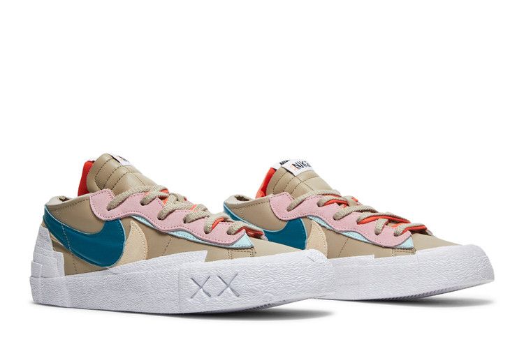 Blazer Low sacai KAWS Reed
