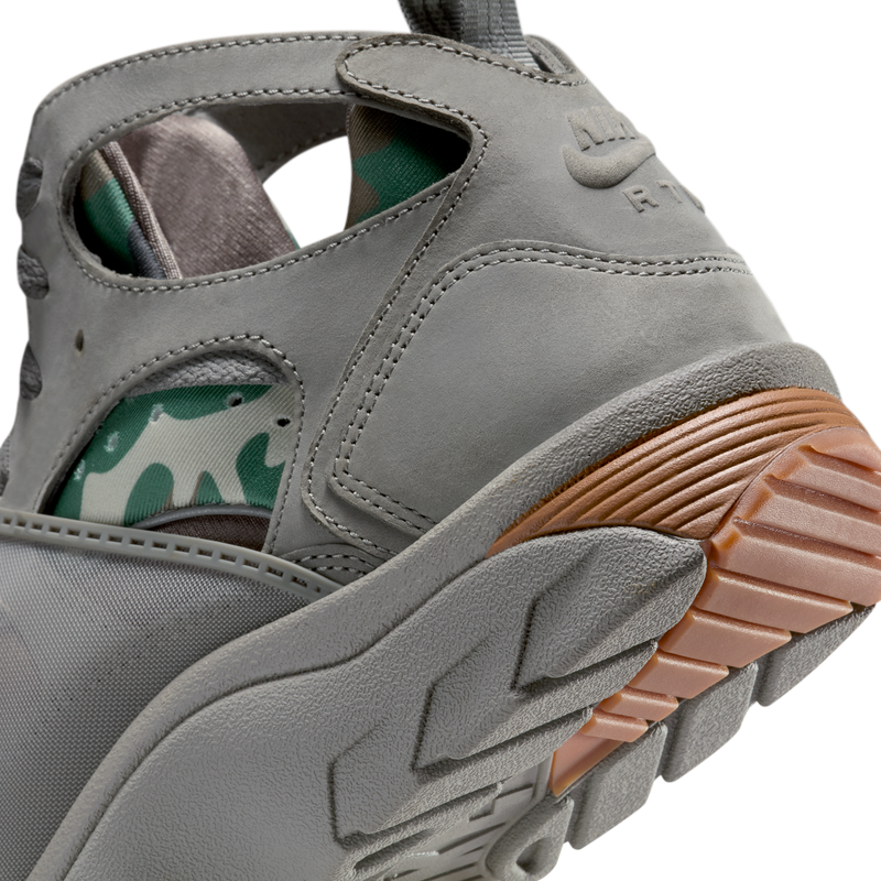 Corteiz x Air Huarache 'Gully Grey'