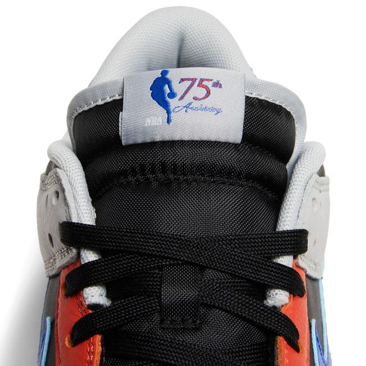 Dunk Low EMB NBA 75th Anniversary Knicks