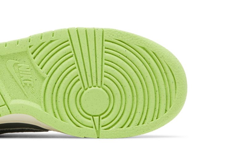 Dunk Low Halloween (2022) (GS)
