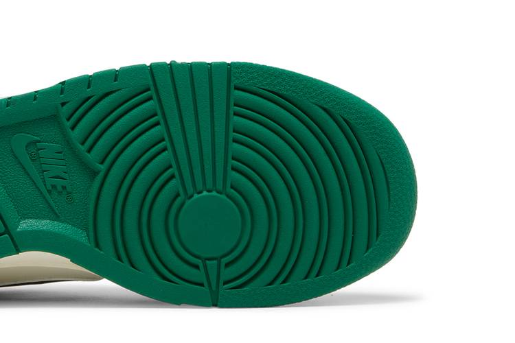 Dunk Low SE Lottery Pack Malachite Green