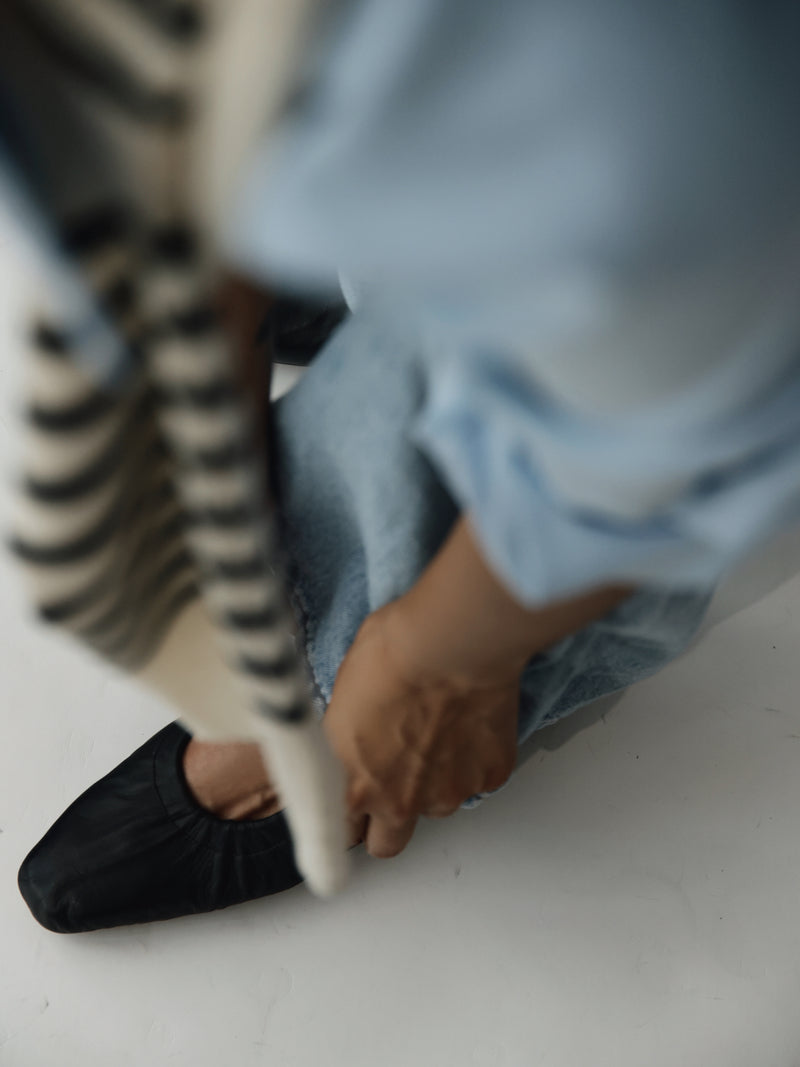 GEMMA BLACK FLATS