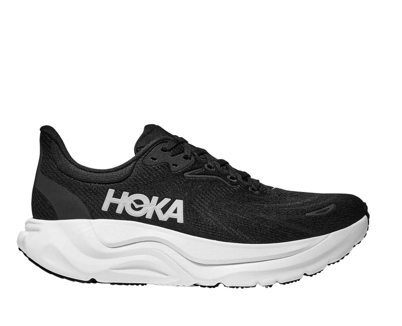 HOKA ONE ONE ARAHI 8 - BLACK & WHITE