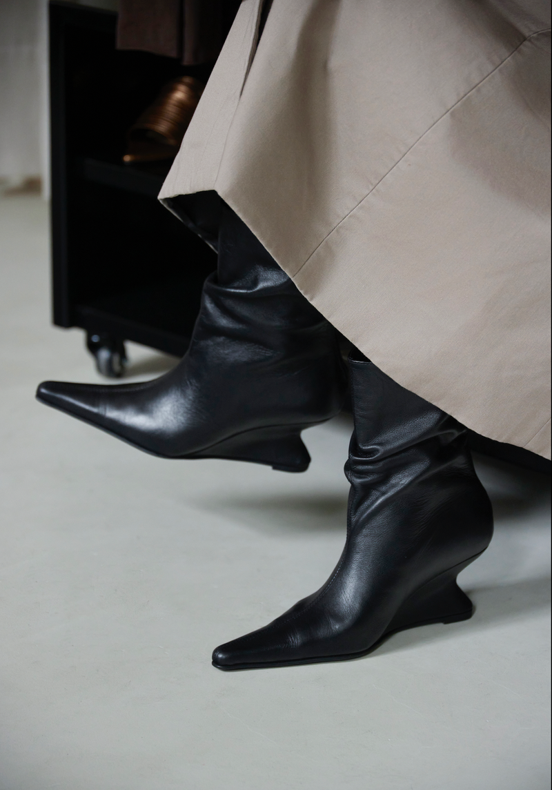 JULIA BLACK BOOTIES