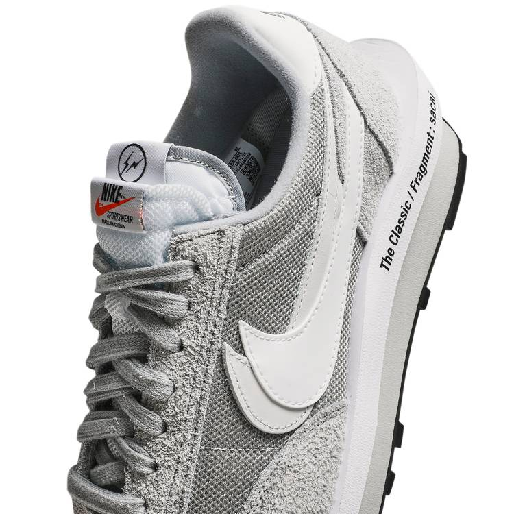 LD Waffle SF sacai Fragment Grey
