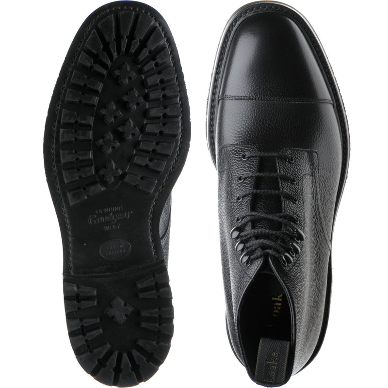 Product image for Loake Sedbergh in black grain calf