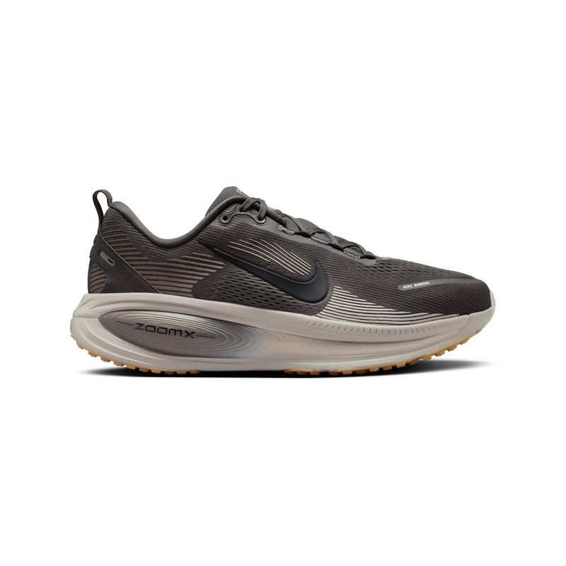 nike vomero 18 running shoe in medium ash grey color