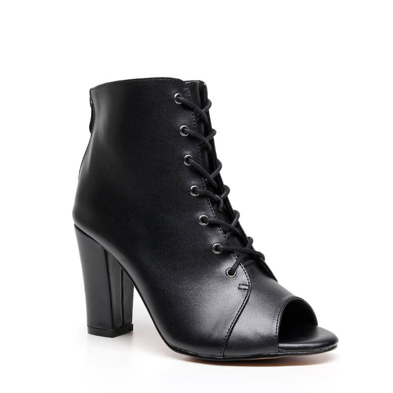 Parker Wide Fit - Black Vegan Leather - Suede Sole