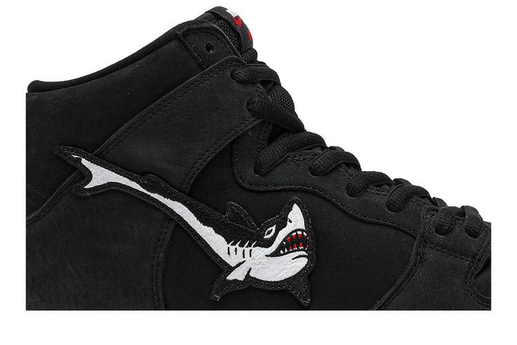 SB Dunk High Oski Shark