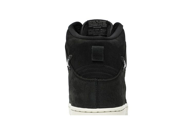 SB Dunk High Oski Shark