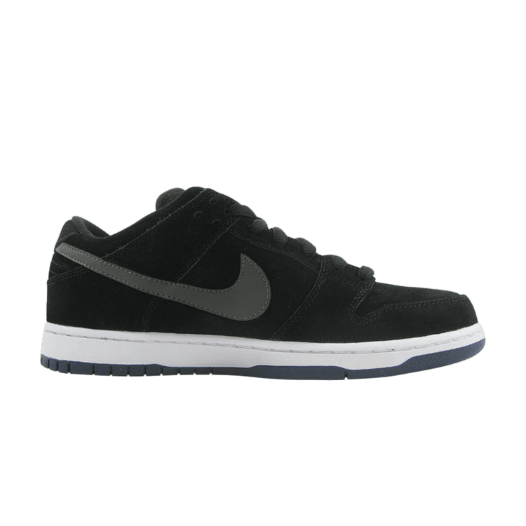 SB Dunk Low Black Midnight Fog