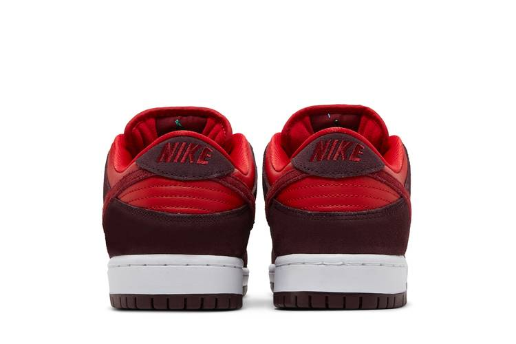 SB Dunk Low Cherry