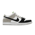 Nike SB Dunk Low Chlorophyll - Side Kicks