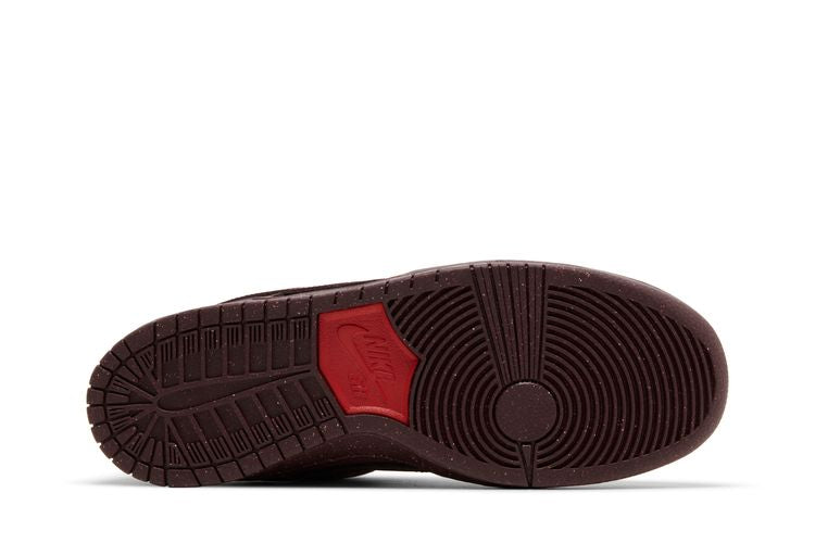 SB Dunk Low City of Love Burgundy Crush