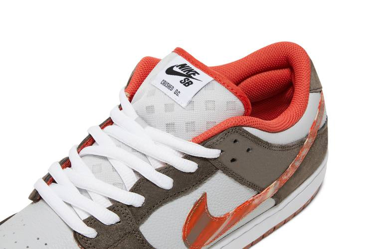 SB Dunk Low Crushed D.C.