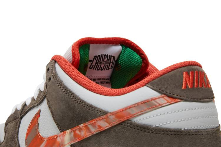 SB Dunk Low Crushed D.C.