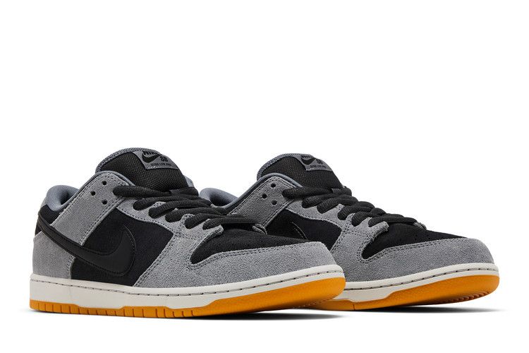 SB Dunk Low Dark Smoke Grey