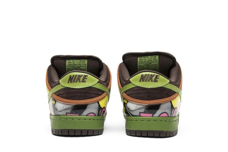 SB Dunk Low De La Soul (2015)