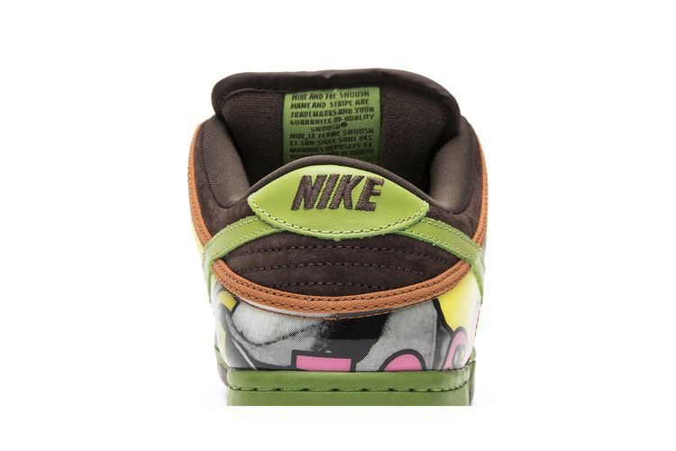 SB Dunk Low De La Soul (2015)