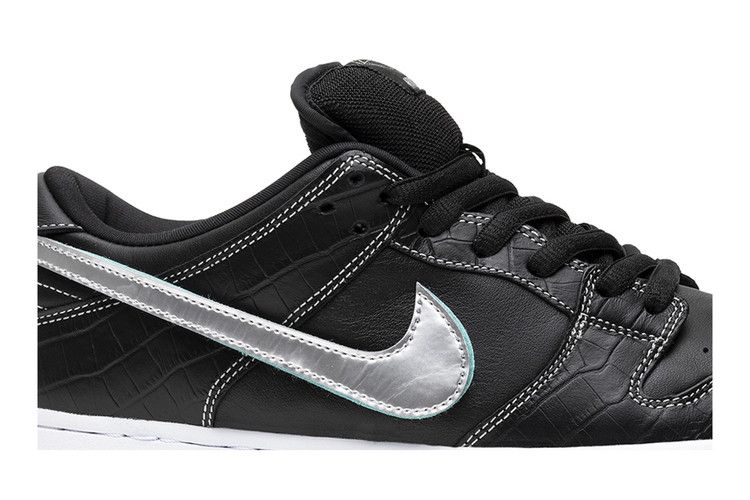 SB Dunk Low Diamond Supply Co. Black Diamond