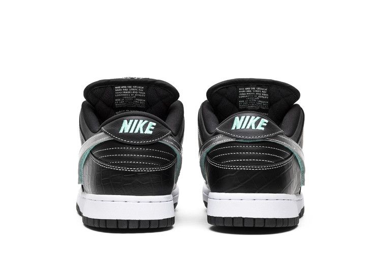 SB Dunk Low Diamond Supply Co. Black Diamond