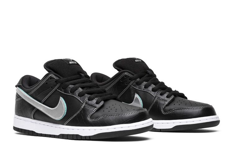 SB Dunk Low Diamond Supply Co. Black Diamond