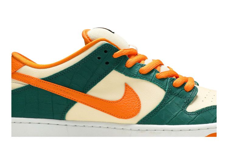 SB Dunk Low Legion Pine Kumquat