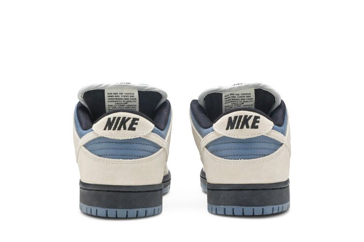 SB Dunk Low Light Cream Thunderstorm