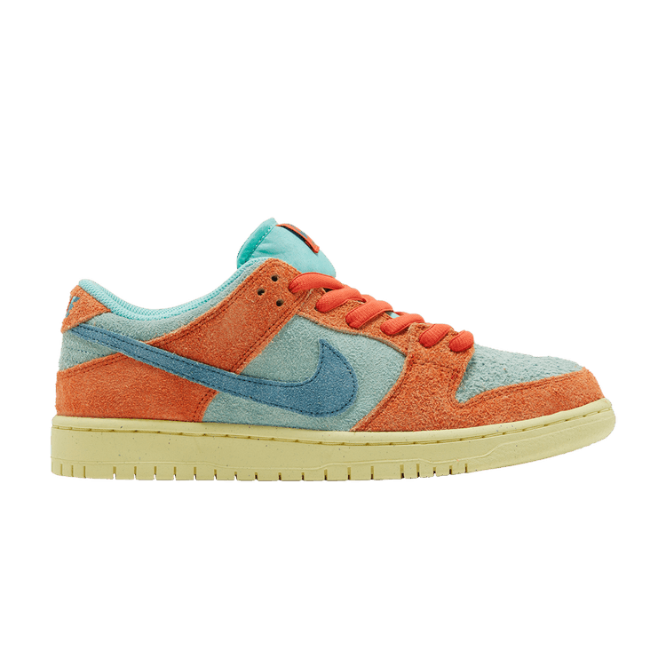 SB Dunk Low Orange Emerald Rise