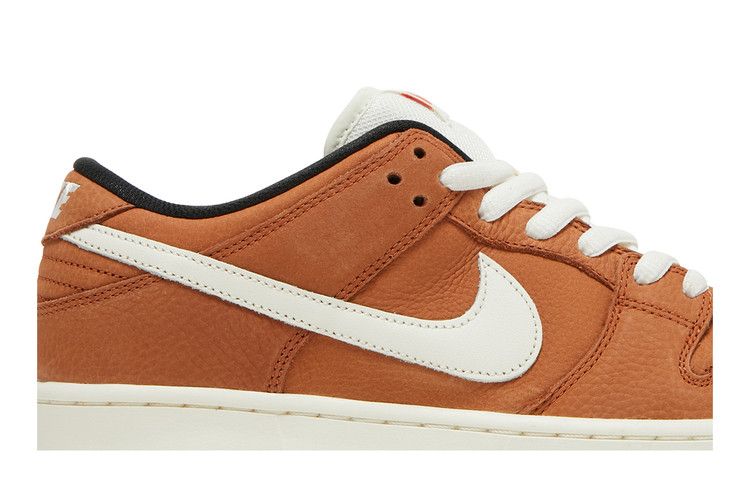 SB Dunk Low Pro Dark Russet