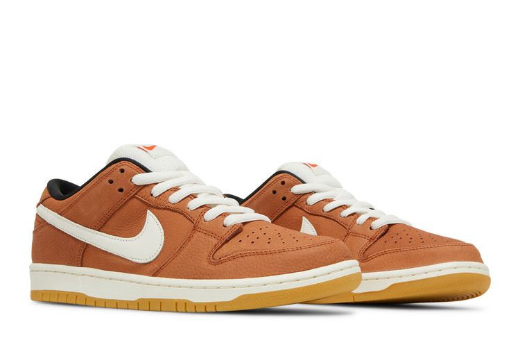 SB Dunk Low Pro Dark Russet