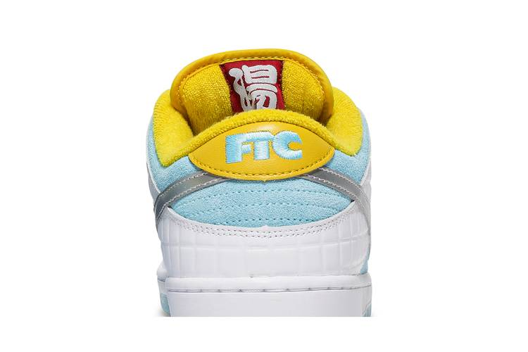 SB Dunk Low Pro FTC Lagoon Pulse (Regular Box)