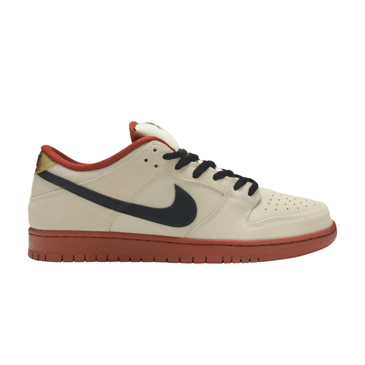 SB Dunk Low Pro Hennessy