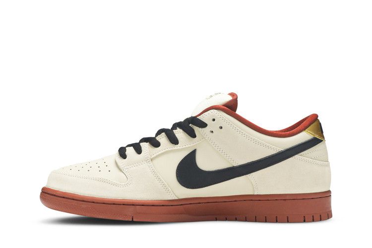 SB Dunk Low Pro Hennessy