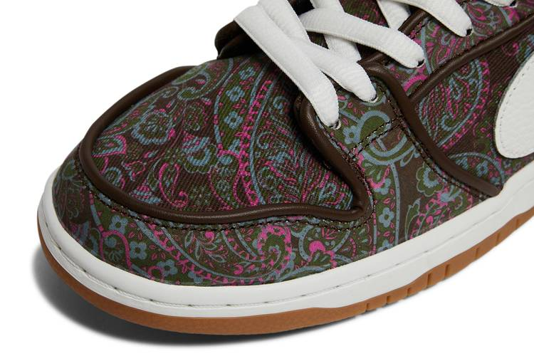SB Dunk Low Pro Paisley Brown