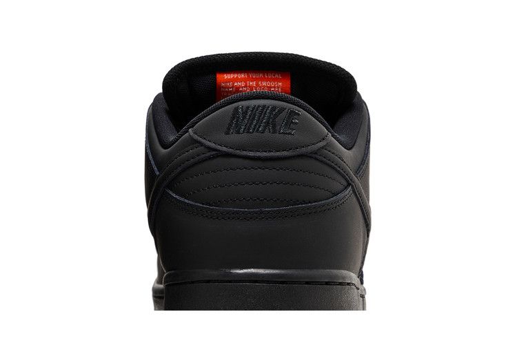 SB Dunk Low Pro Triple Black