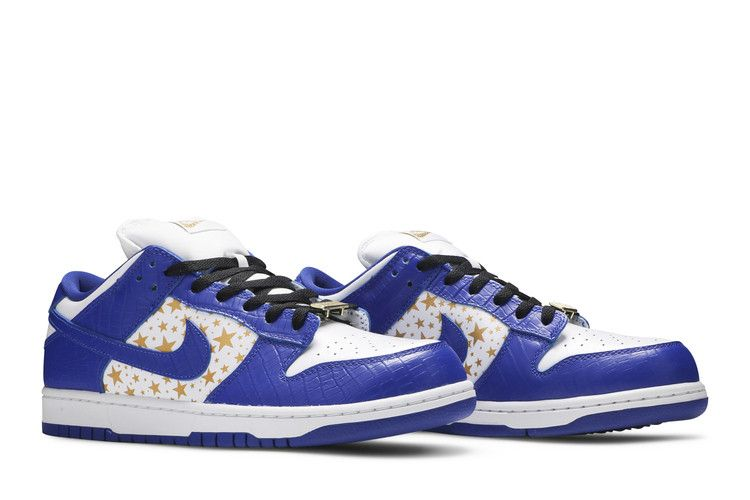 SB Dunk Low Supreme Stars Hyper Royal (2021)