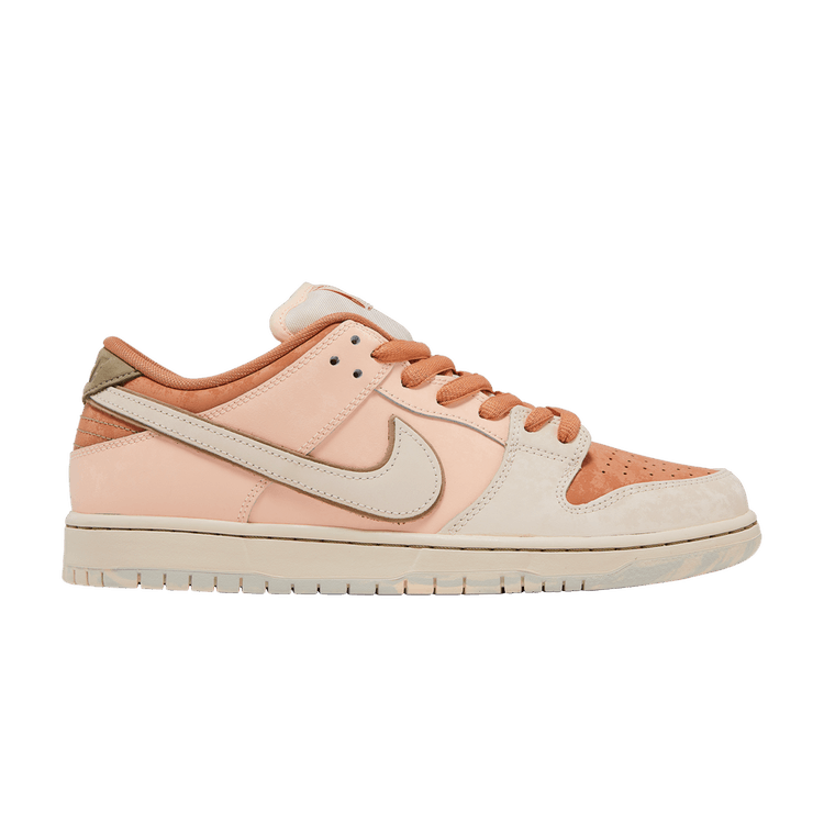 SB Dunk Low Trocadéro Gardens