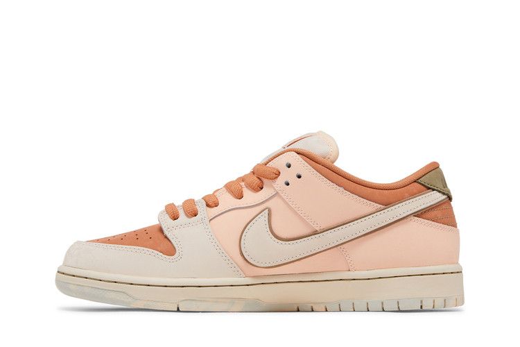 SB Dunk Low Trocadéro Gardens