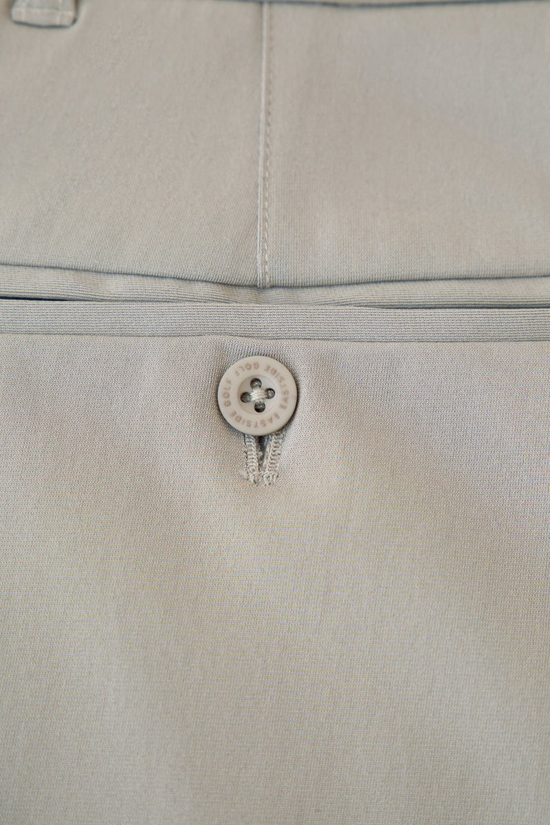 Signature Chino Short