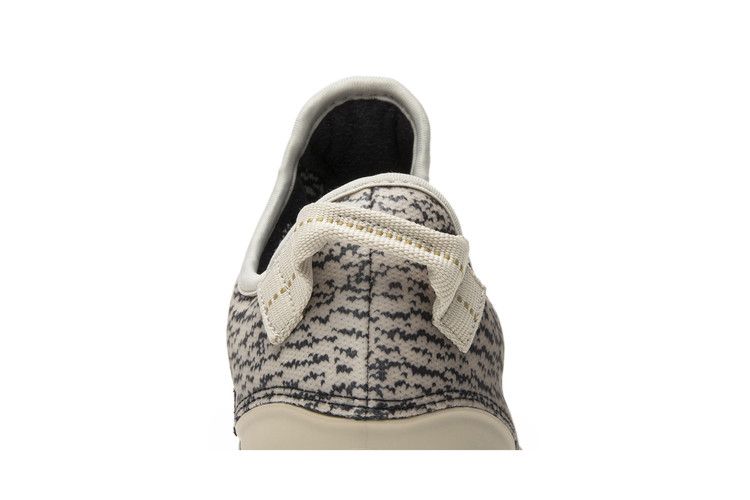 Yeezy 350 Cleat Turtledove