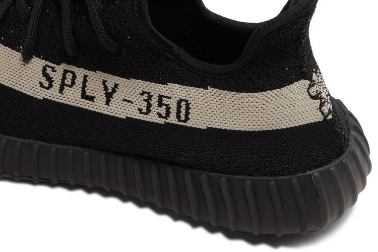 Yeezy Boost 350 V2 Core Black White (2016/2022)