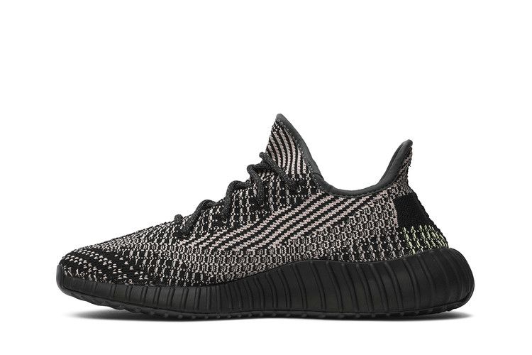 Yeezy Boost 350 V2 Yecheil (Non-Reflective)