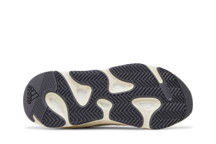 Yeezy Boost 700 Analog (2019/2023)