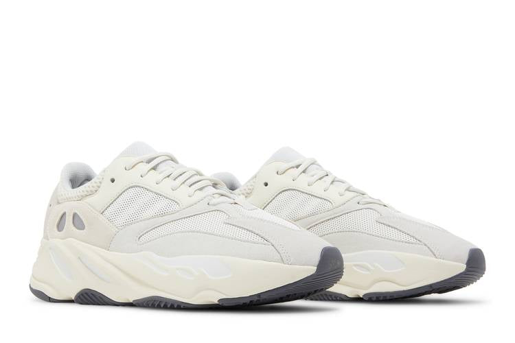 Yeezy Boost 700 Analog (2019/2023)