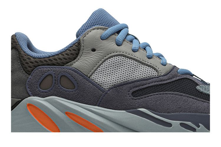 Yeezy Boost 700 Carbon Blue