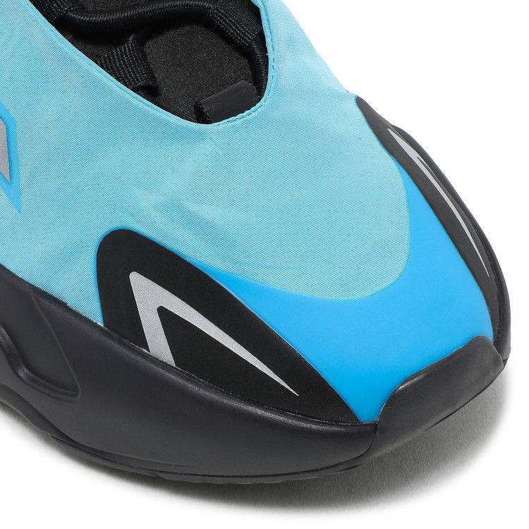 Yeezy Boost 700 MNVN Bright Cyan
